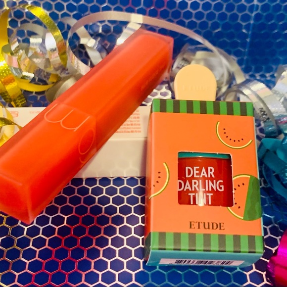 Lip Tint & Lip Blur Duo Deal!! Get both lip products for 1 great price ❤️ - Picture 1 of 11